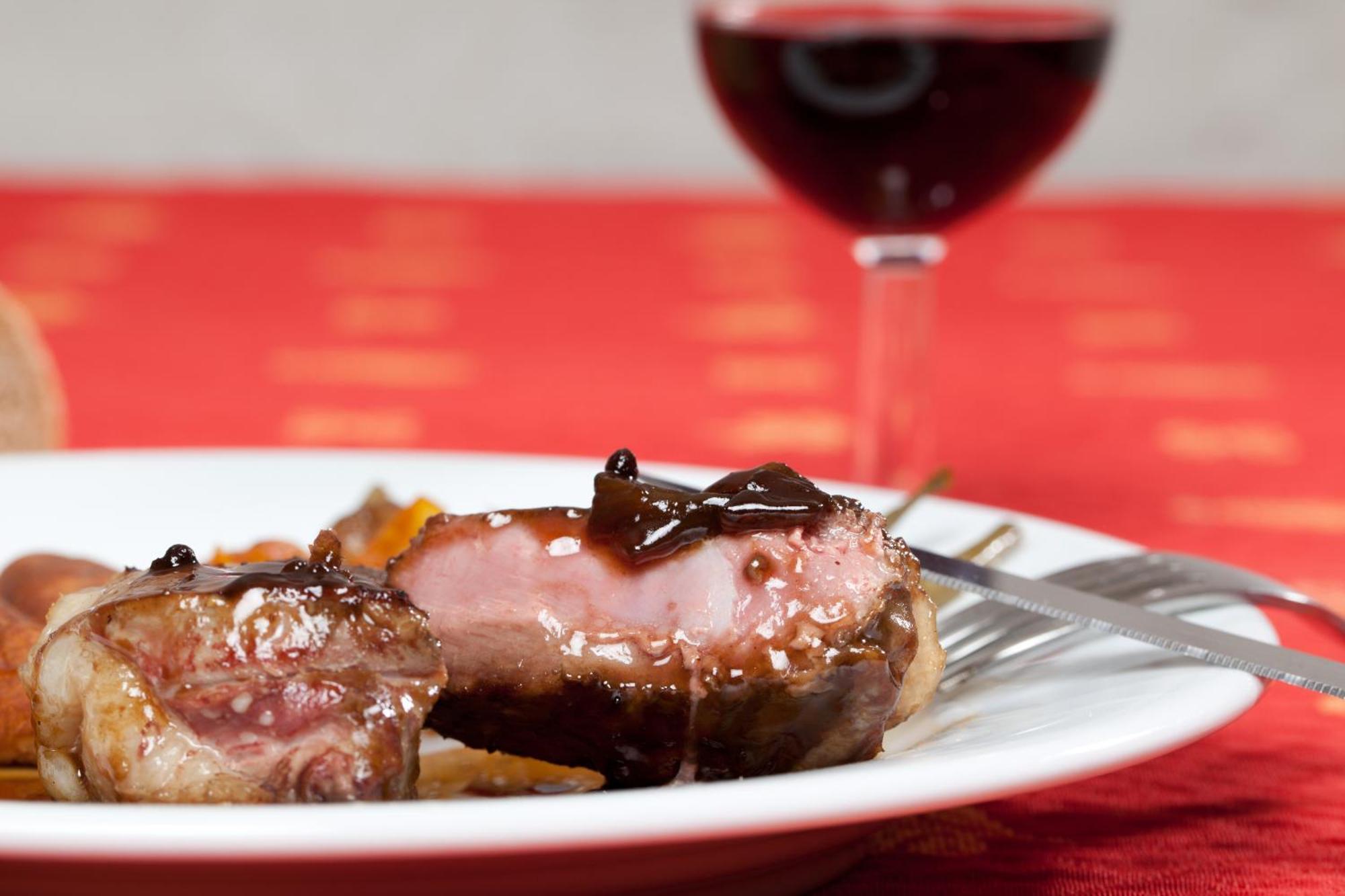 Hotel Restaurant Les Alpins Saint-Julien-en-Beauchêne エクステリア 写真